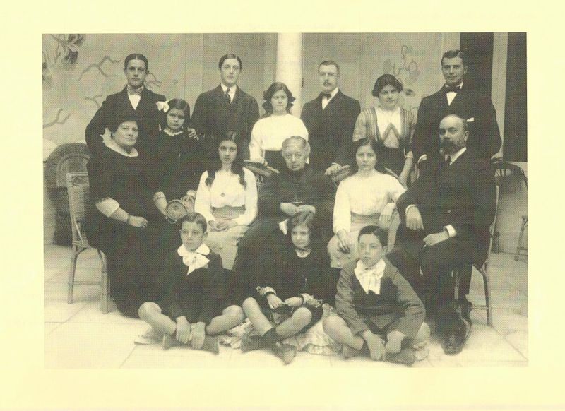Archivo:Perez d g..jpeg